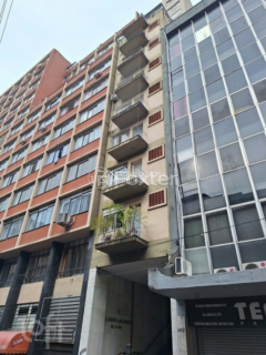 Image 20 - 851796