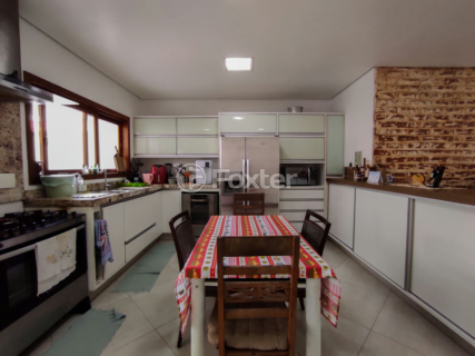 Image 7 - 851839