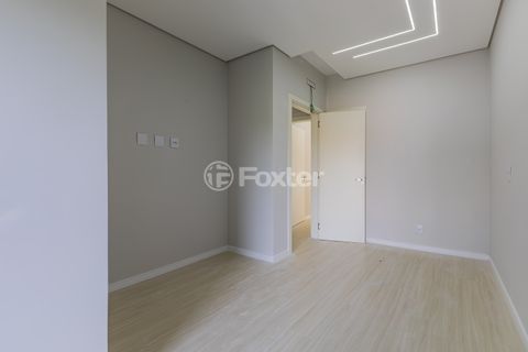 Image 21 - 851878