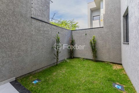 Image 10 - 851878