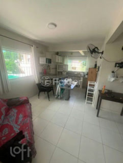 Image 3 - 851882