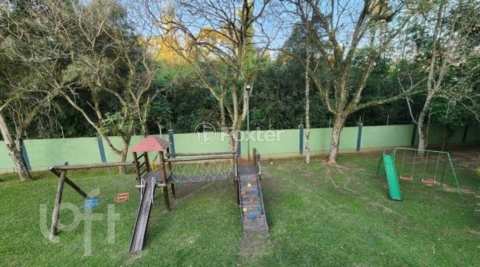 Image 10 - 851957