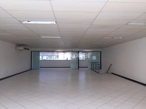 Image 3 - 852031