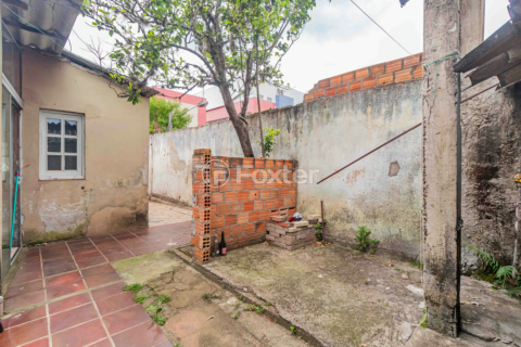 Image 30 - 852126