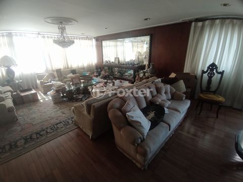 Image 7 - 852291