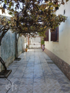 Image 22 - 852320
