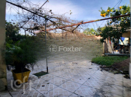 Image 3 - 852320
