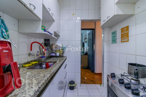 Image 3 - 852356