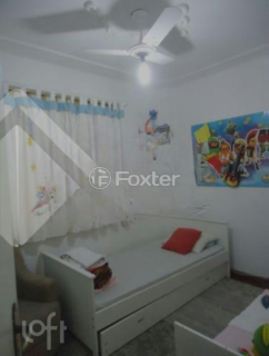 Image 4 - 852582