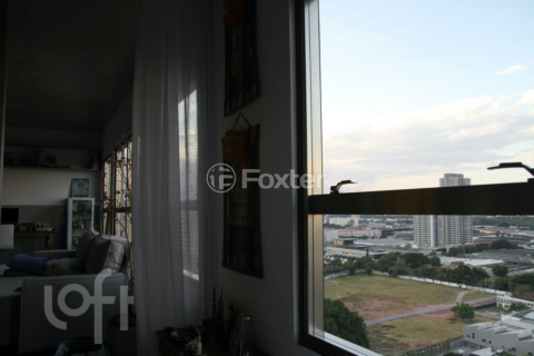 Image 3 - 852618