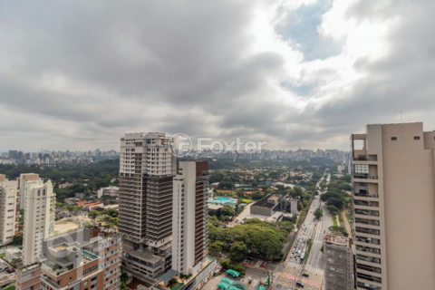 Image 55 - 852658