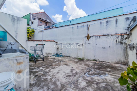 Image 32 - 852697
