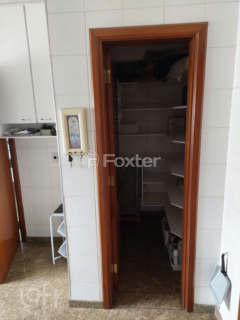 Image 7 - 852715
