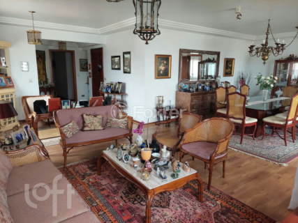 Image 1 - 852715