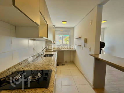 Image 7 - 852743