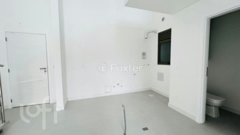 Image 21 - 852868