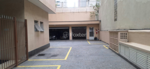 Image 37 - 853386