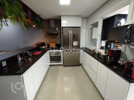 Image 7 - 853527