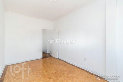 Image 7 - 853556