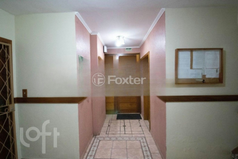 Image 9 - 853576