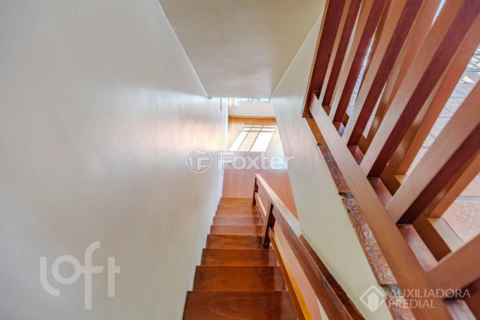 Image 17 - 853654