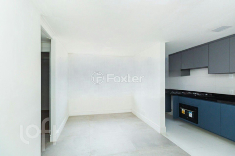 Image 32 - 853669