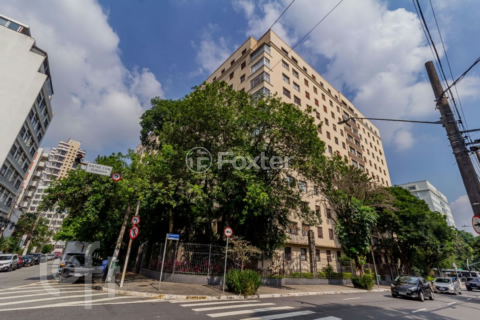 Image 49 - 853700