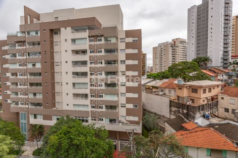 Image 13 - 853721