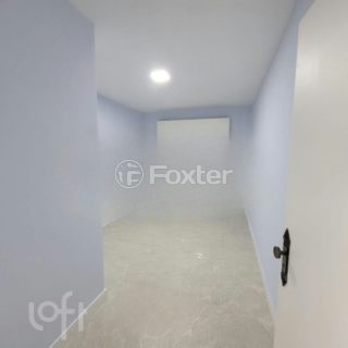 Image 3 - 853754