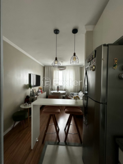 Image 4 - 853756