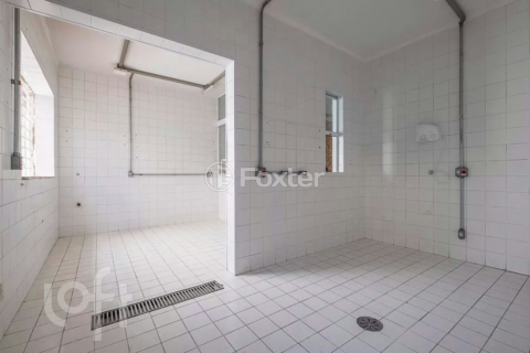 Image 7 - 853790