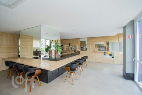 Image 31 - 853827