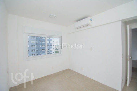 Image 6 - 853827