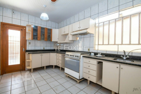 Image 7 - 853893
