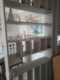 Image 8 - 853910