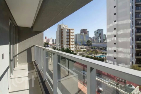 Image 2 - 853962