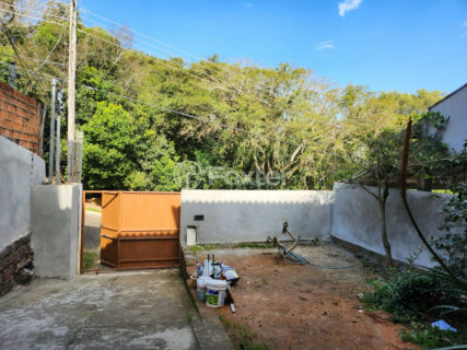 Image 32 - 853995