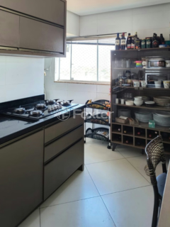 Image 8 - 854061