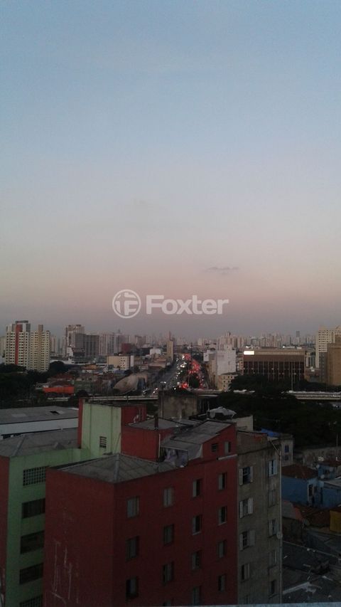 Image 8 - 854068