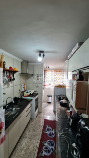 Image 6 - 854102