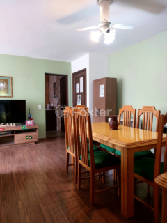 Image 3 - 854491