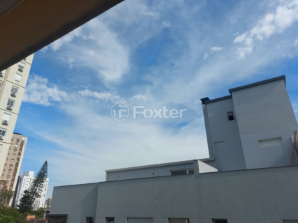 Image 8 - 854491