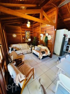 Image 3 - 854721