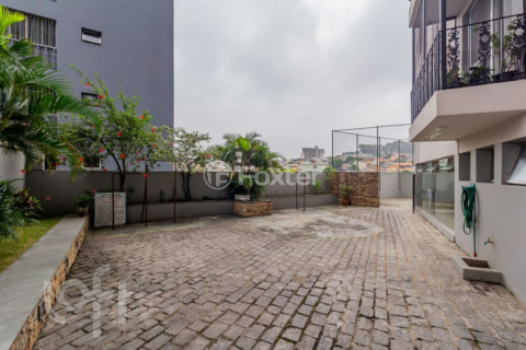 Image 31 - 854734