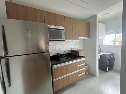 Image 3 - 854932