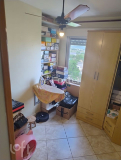 Image 10 - 854941