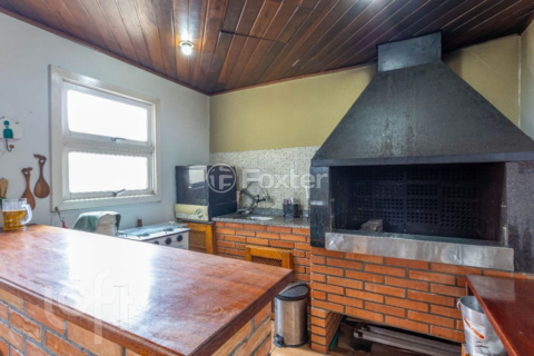 Image 4 - 854952