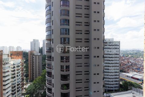 Image 13 - 855195