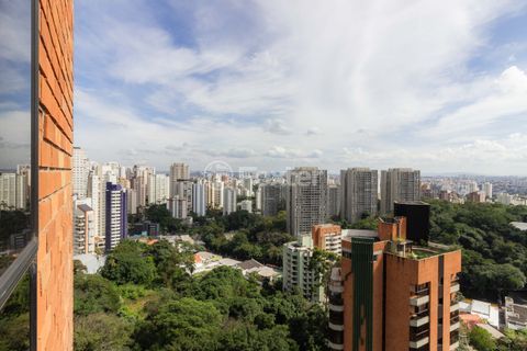 Image 5 - 855195