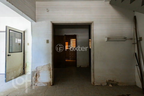 Image 13 - 855250